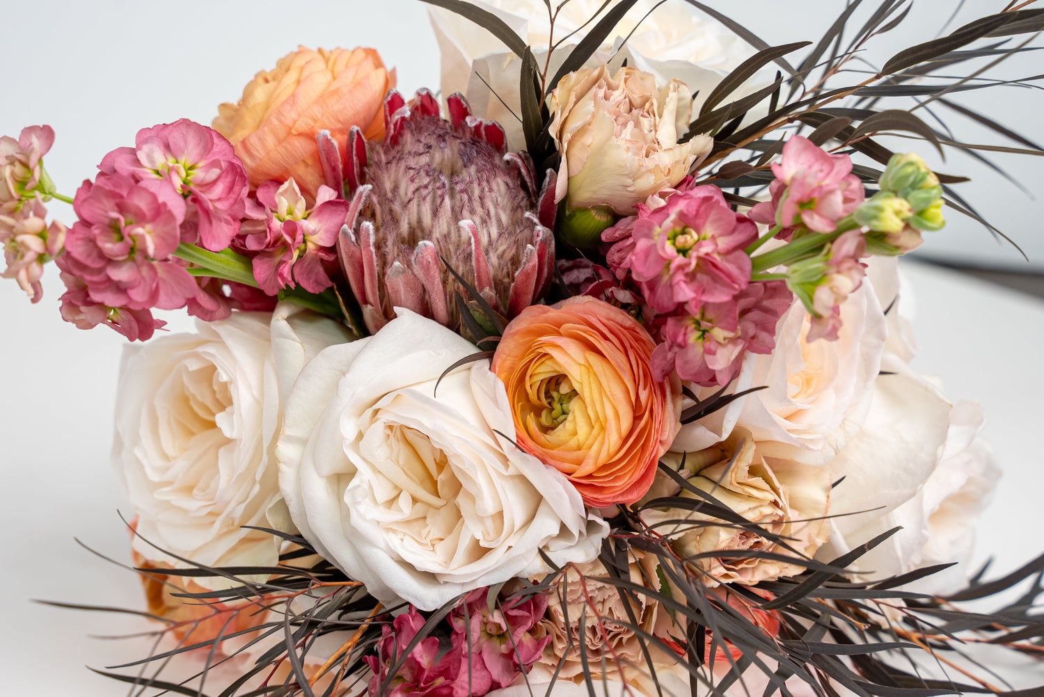 BOUQUETS & MORE