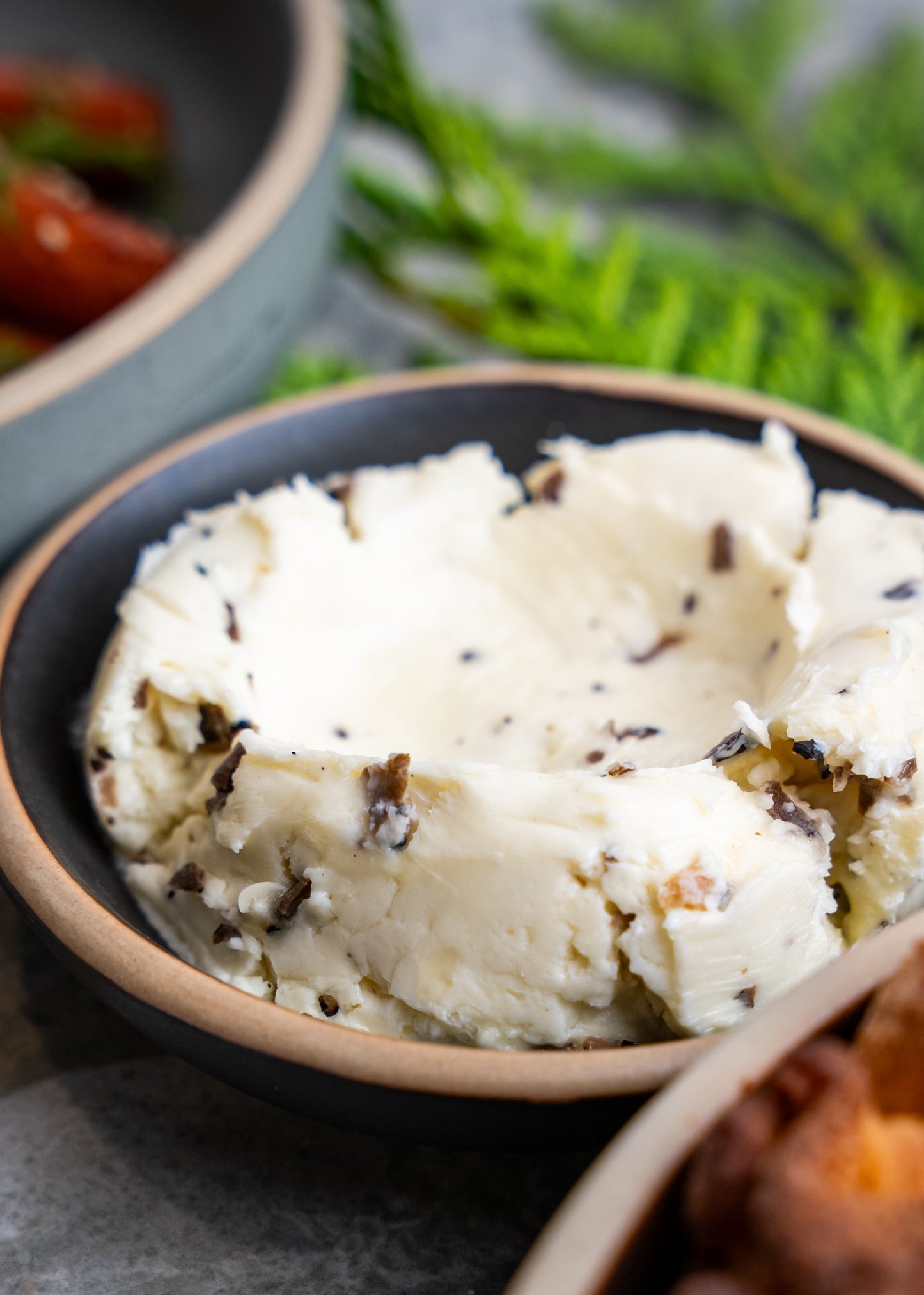 L'OCA Gourmet Turkey Dinner